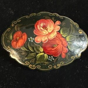 249- Vtge. Russian Hand-Painted Floral Lacquer Brooch